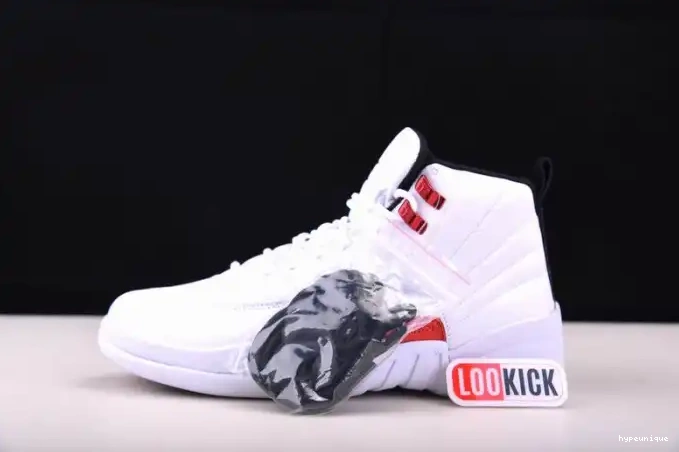 HYPE Air Twist CT8013-106 12 Jordan 0525